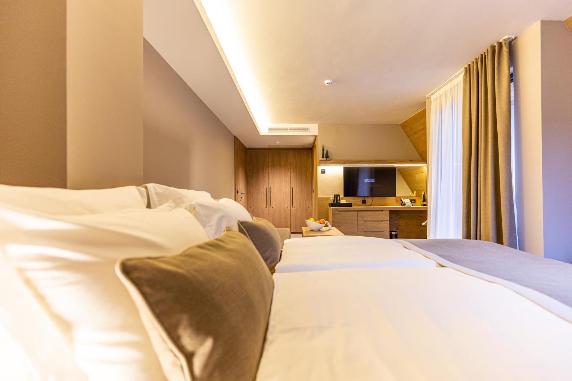 Hotel Monti Spa & Wellness Hadžići Exteriör bild